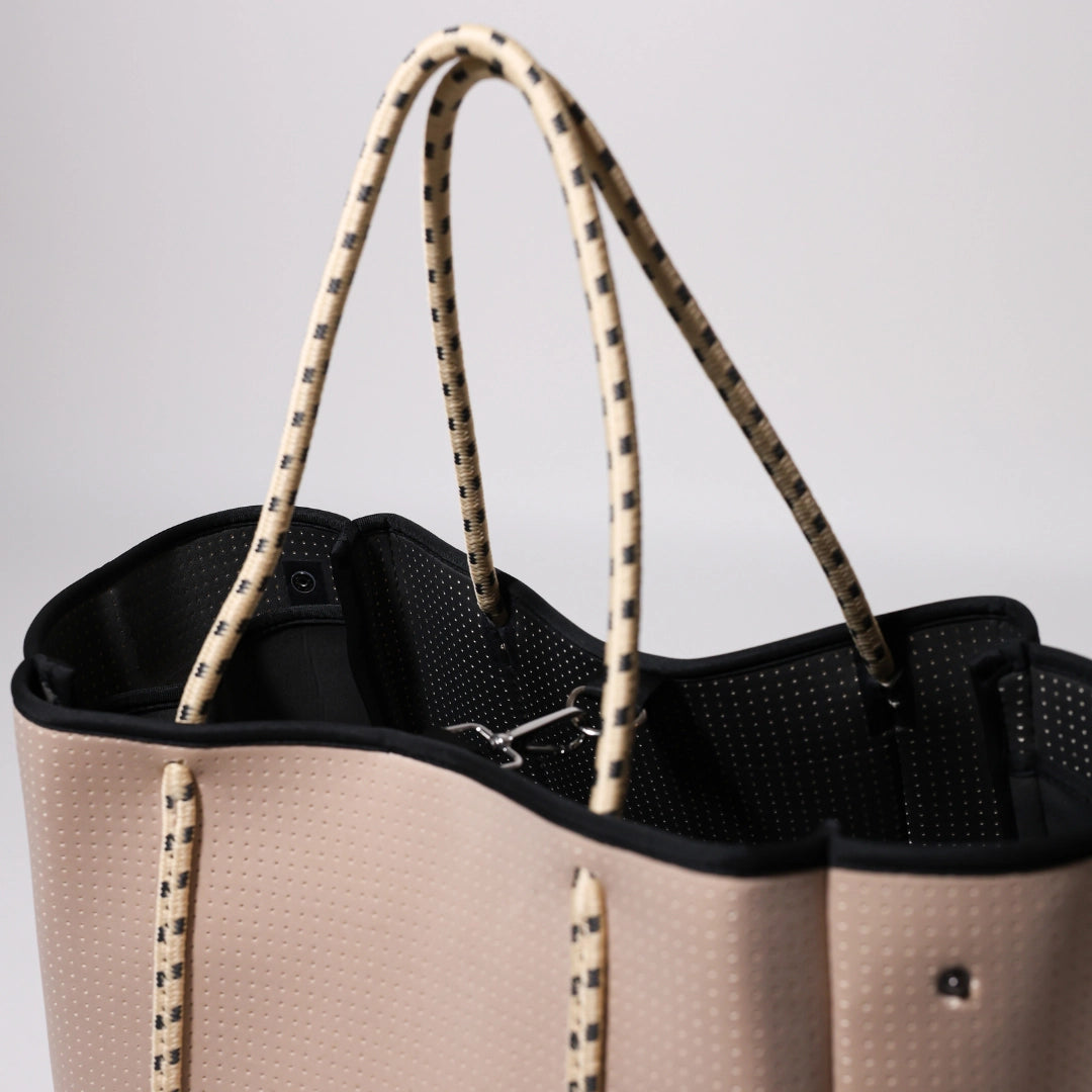 Everyday Tote Latte
