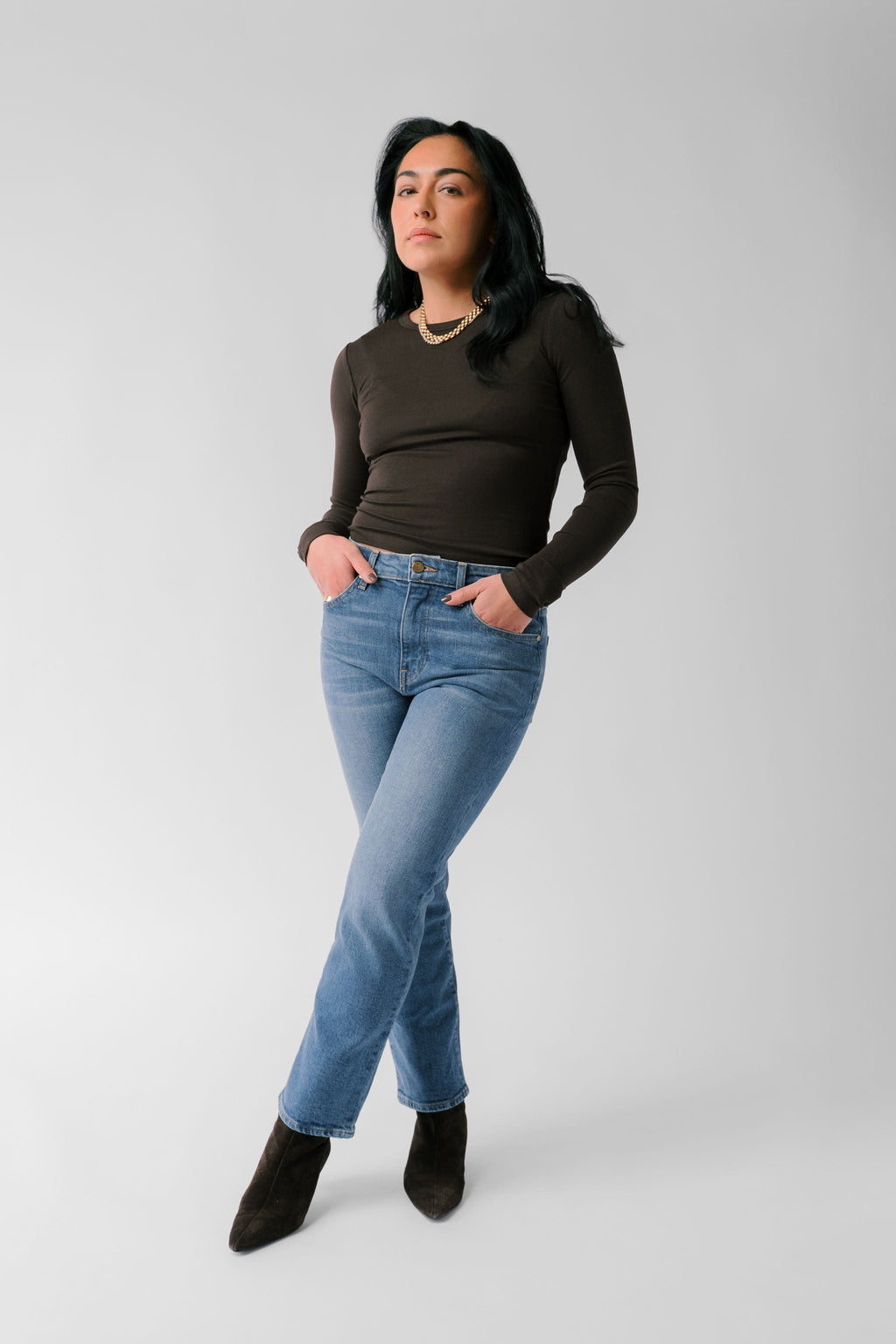 Nelle Atelier Petite Cropped Straight Jean - The Gabi in Royal